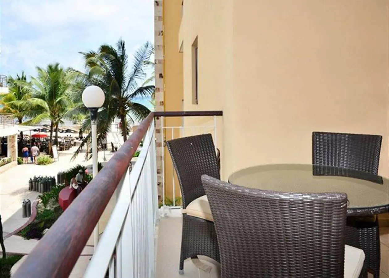 El Faro 206 Surf Apartment Playa del Carmen Mexico